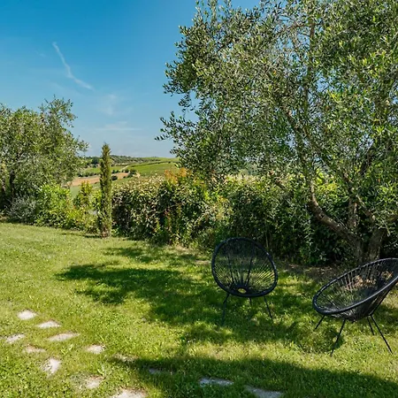 Apartment Agriturismo Antica Corte - Peonie Montepulciano